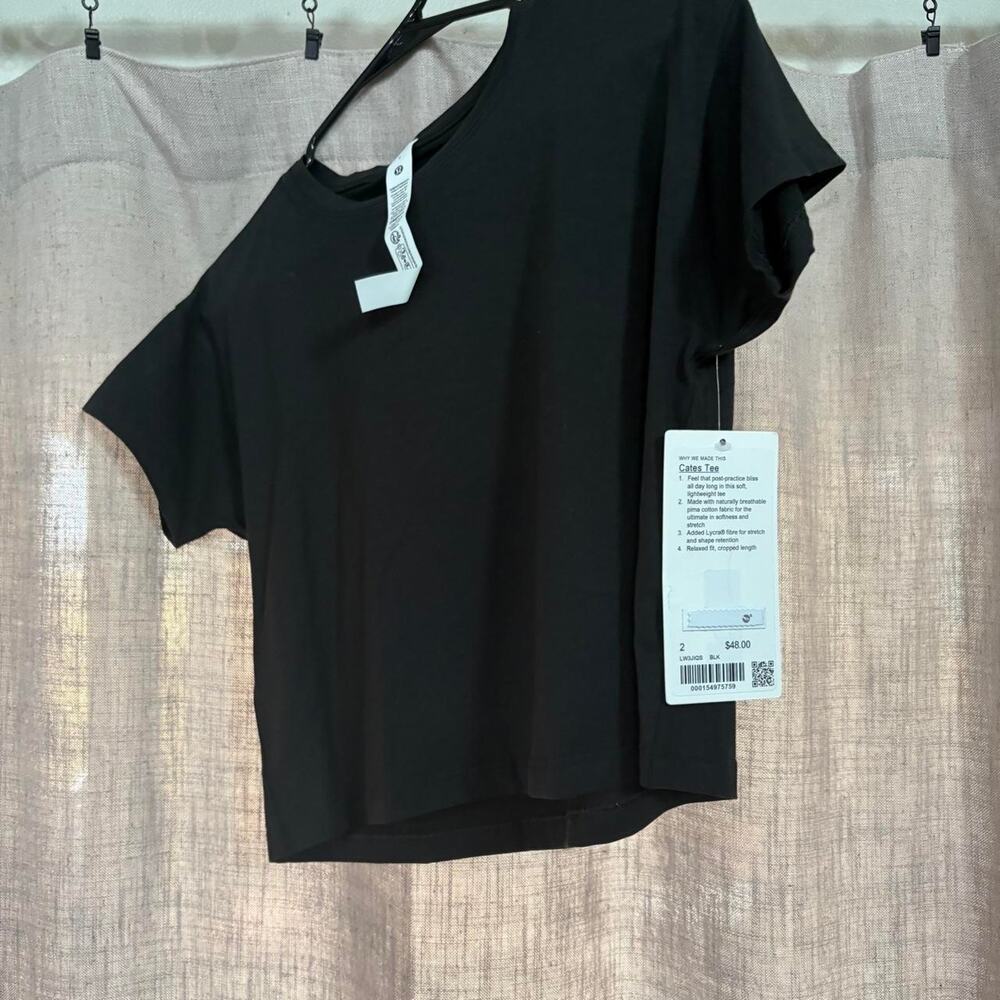 Lululemon black swiftly tech tee